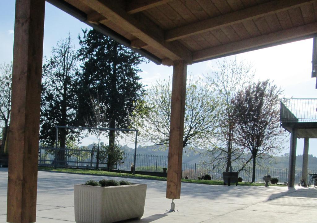 ネイヴェ Cascina Longoriaヴィラ エクステリア 写真
