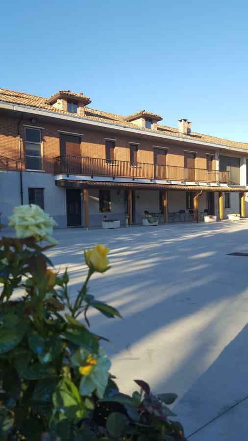 ネイヴェ Cascina Longoriaヴィラ エクステリア 写真
